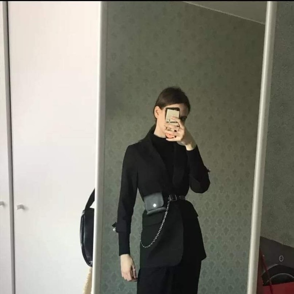 New! Mini Black Leather Belt Bag - Picture 6 of 6